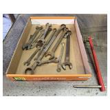 Assorted wrenches