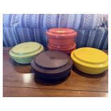 Tupperware storage containers (5)