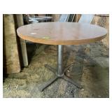 Round cafe table3' diameter