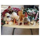 Christmas crafts, snowglobe, quilted coasters,