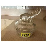 Glass elephant powder jar