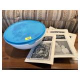 Tupperware party bowl, vintage Kitchen Klatter