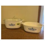 Corningware casserole dishes (2), one lid