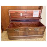 Lane cedar chest