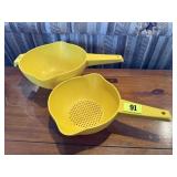 Yellow vintage Tupperware colanders (2)