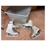 Ice skates, 2 pairs