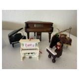 Piano ornaments, collectible