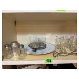 Salt & pepper shakers, china dinner plate,