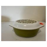 Pyrex covered casserole dish