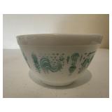 Vintage Pyrex Amsih Butterprint bowl