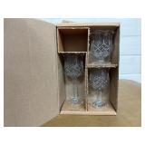 3 piece stemmed candleholder set
