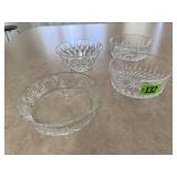 Glass bowls (4)