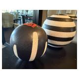 Decorative orbs (2)