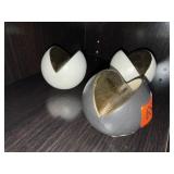 Decorative orbs (3)