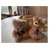 Woven handbag, teddy bears