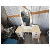 White Jenny Lind vanity, 2 piece with mirror