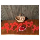 Valentine decorations, basket
