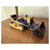 Tonka toy bulldozer with loader bucket
