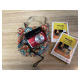 Cannon digital camera, tote, Post-It picture