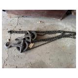 Pulley chain hoist