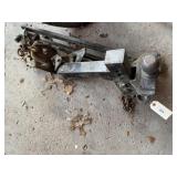 2 1/2" hitch received, stabilization bars