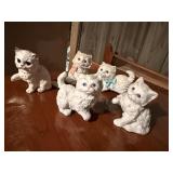 Cat figurines (5)