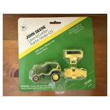 John Deere Lawn tractor toy