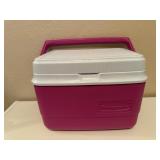 Rubbermaid beverage cooler