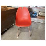 Mid century modern bucket chair