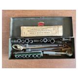 Ratchet, socket set