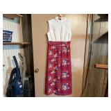 Vintage sleeveless floral dress