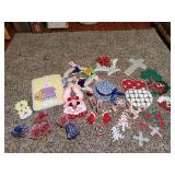 Holiday plastic canvas crafts