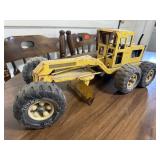 Tonka toy grader