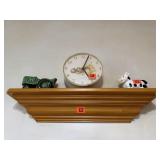 Floating wall shelf, no contents included