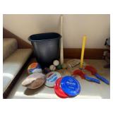 Sports toys & balls, frisbees, football, baseball