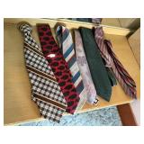 Necktie collection (20+), spinning tie rack, belts