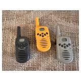 Handheld 2 way radios (3)