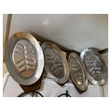 Vintage steak plates (4)