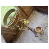 Gold stands, lamp base (3)