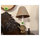 Pineapple table lamp