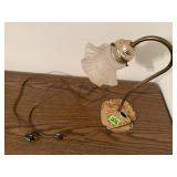 Lily pad desk lamp