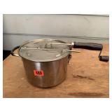 Stove top popcorn popper