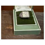 Monogram ring