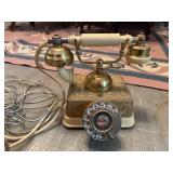 Rotary dial telephone