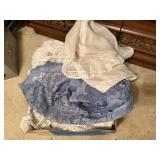Mixed lot of lace curtains, tablecloths
