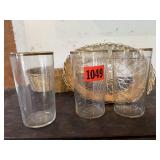 Gold bread baskets, gold rimmed drinkware