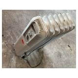 Ceramic heater