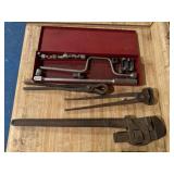 Breaker bar, speed wrench, pipe wrench