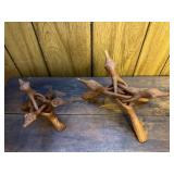 Wood carved tripod (2)