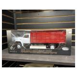 1975 Heavy Duty Grain Truck